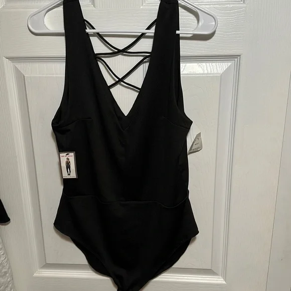 Black body suit - Picture 1 of 7